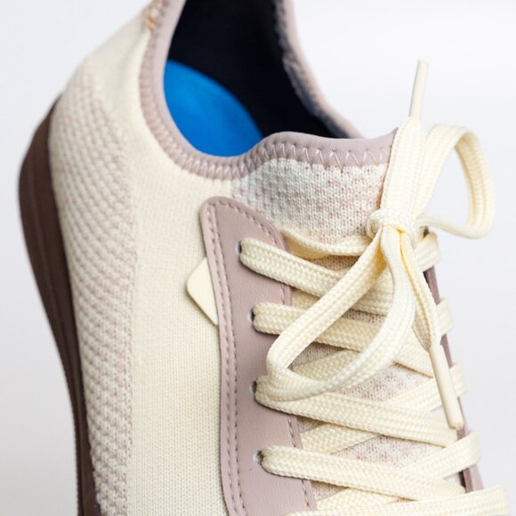 Vessi Weekend Sneaker Waterproof NEW + FREE socks - Picture 10 of 16